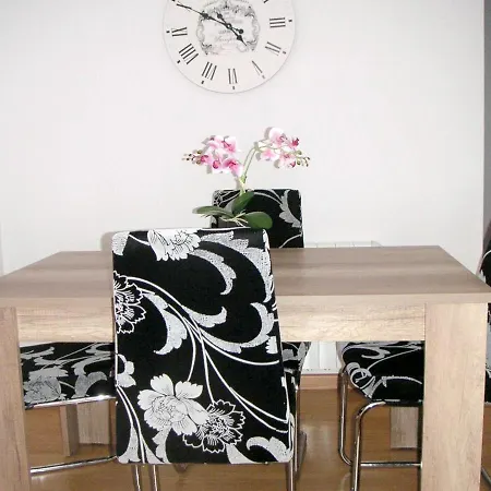 Calle Valdeaguila - 2 Apartamento
